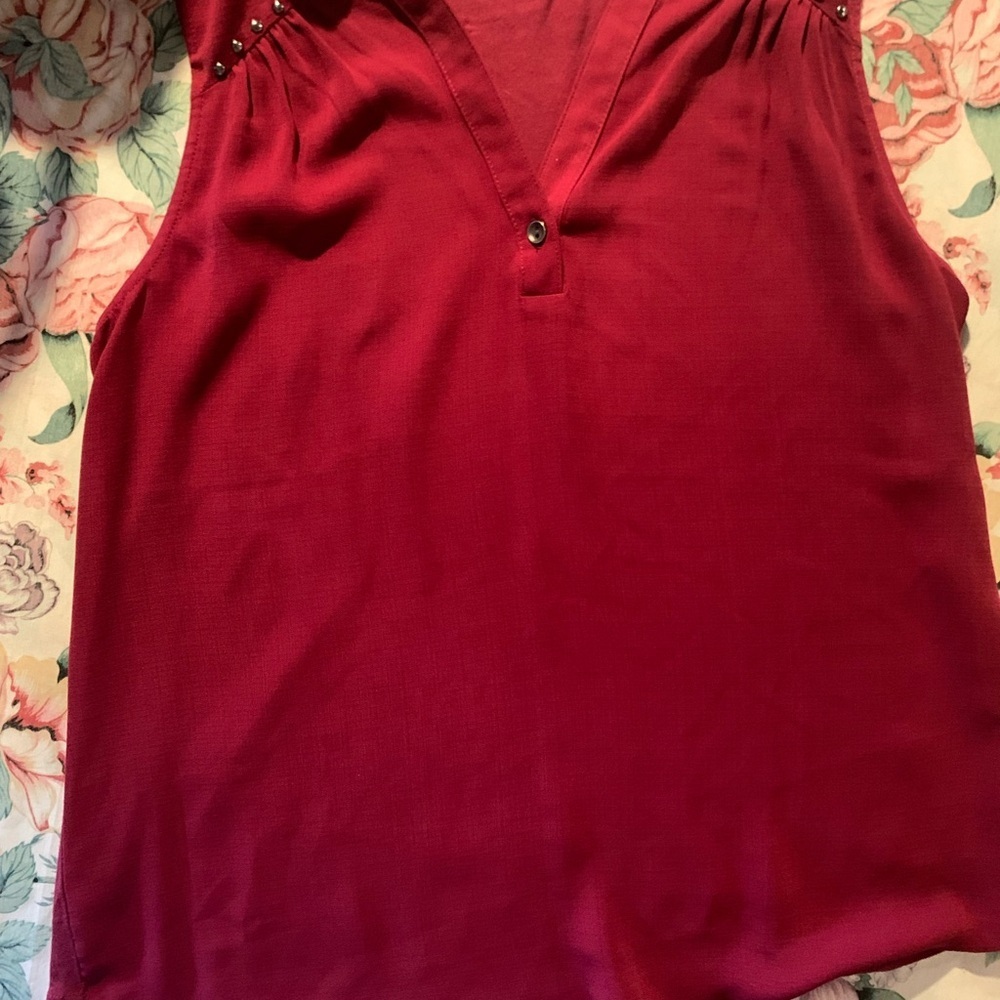 Fortune + Ivy Women’s Chic Burgundy Women's Tank Top Size Medium